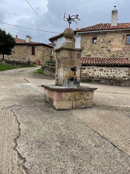 La Casa De La Tina Villa Porquera de Santullan Buitenkant foto